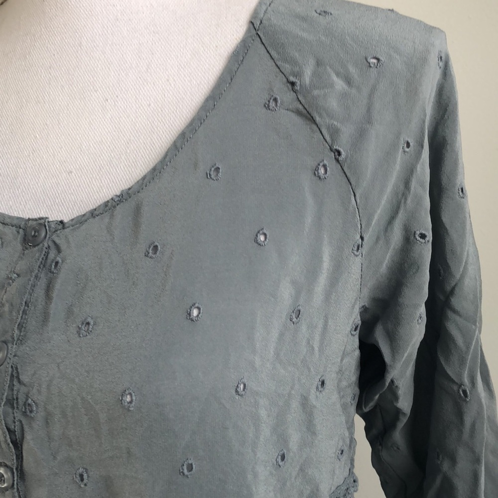 Johnny Was 4 Love And Liberty blue eyelet blouse - Picture 2 of 7